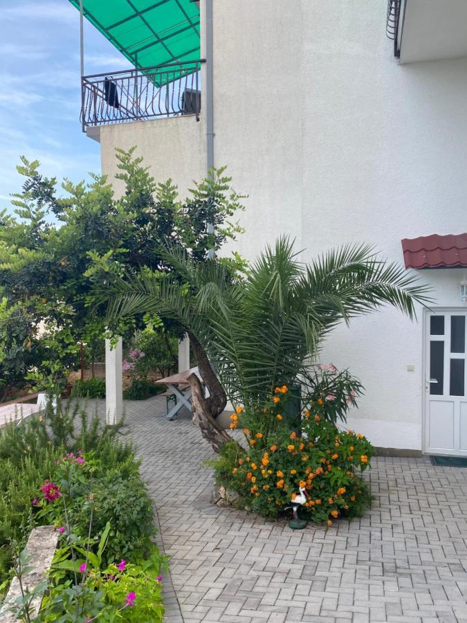 Apartments Simic Трогір Екстер'єр фото