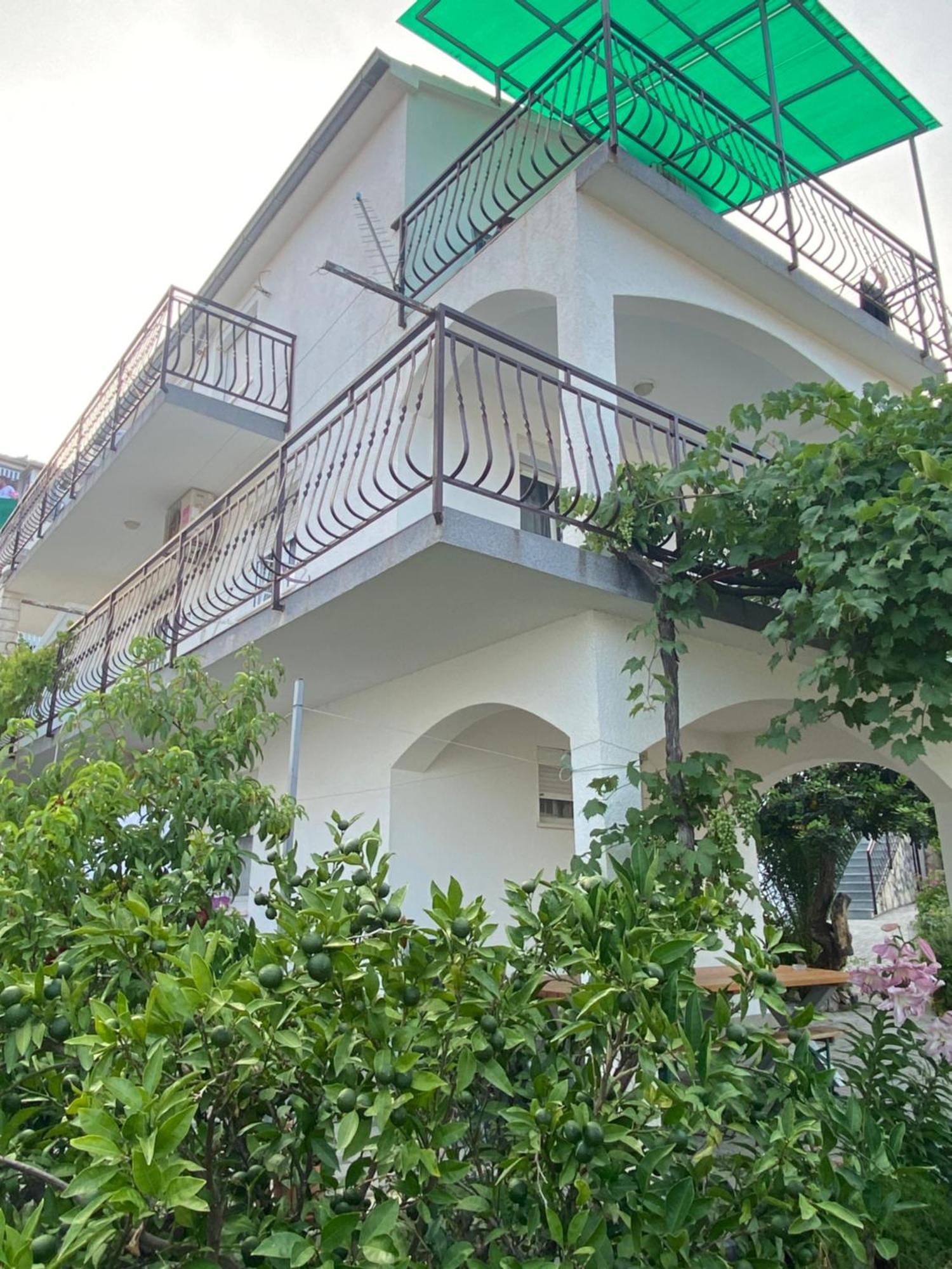 Apartments Simic Трогір Екстер'єр фото