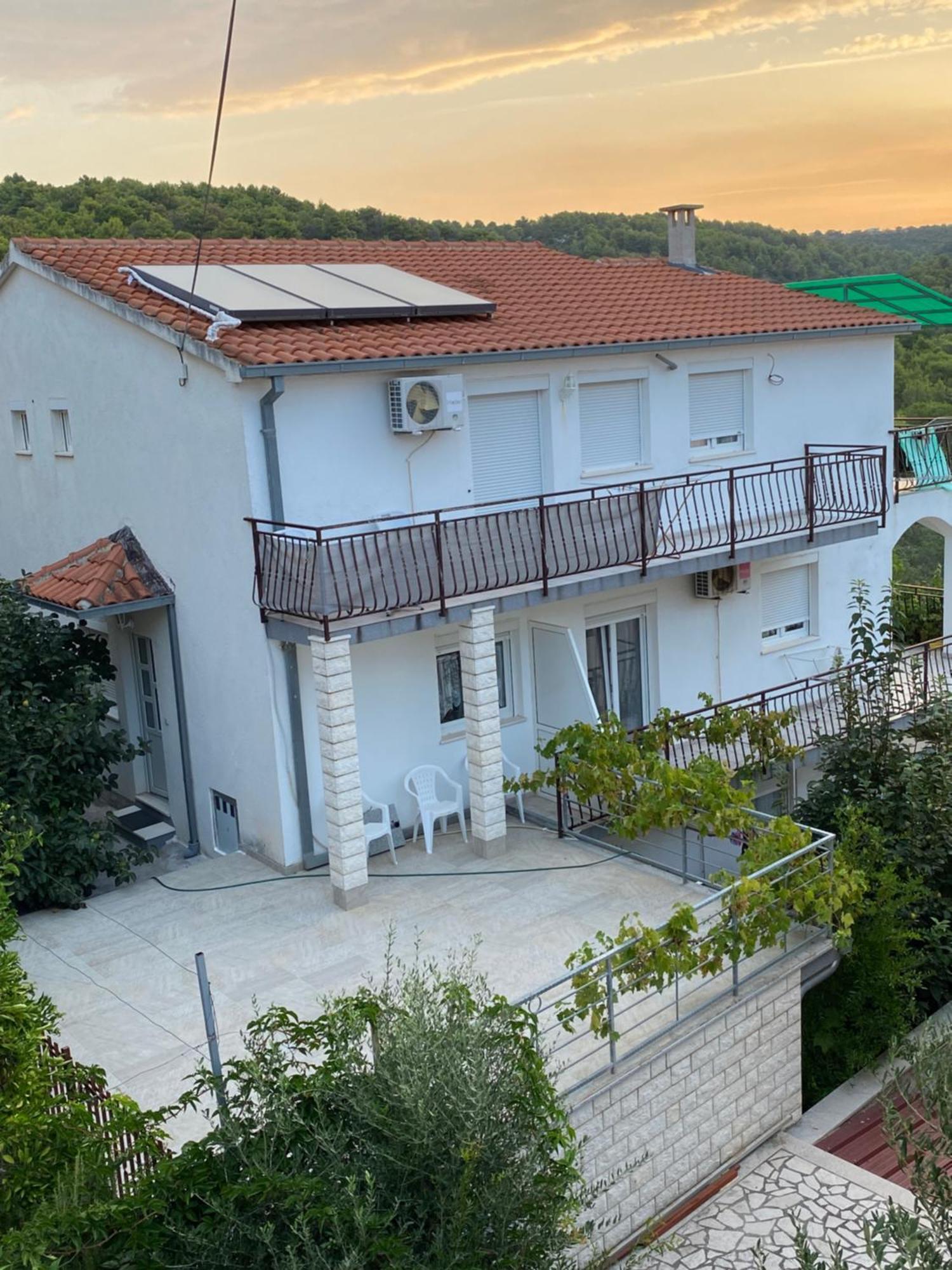Apartments Simic Трогір Екстер'єр фото