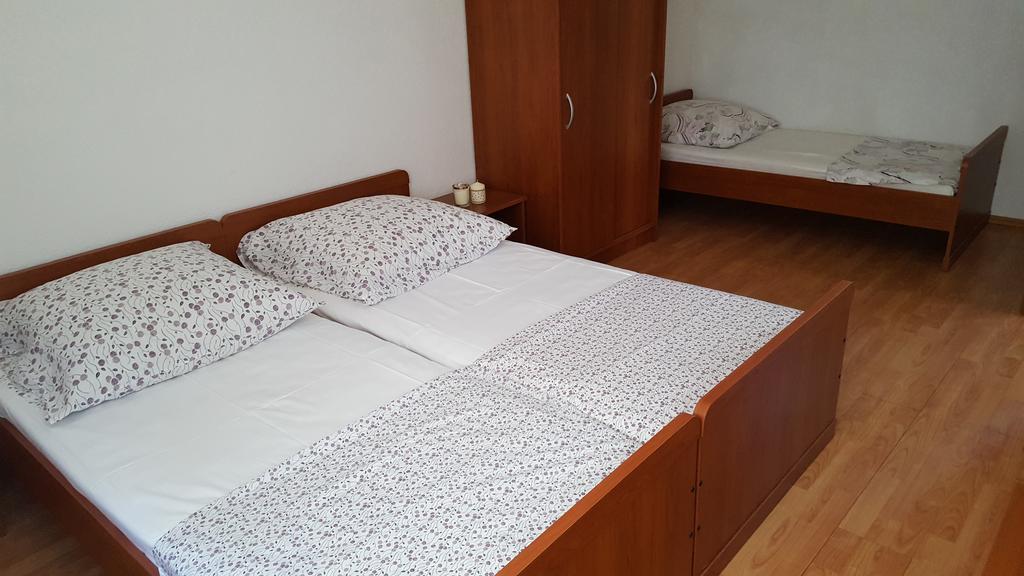 Apartments Simic Трогір Екстер'єр фото
