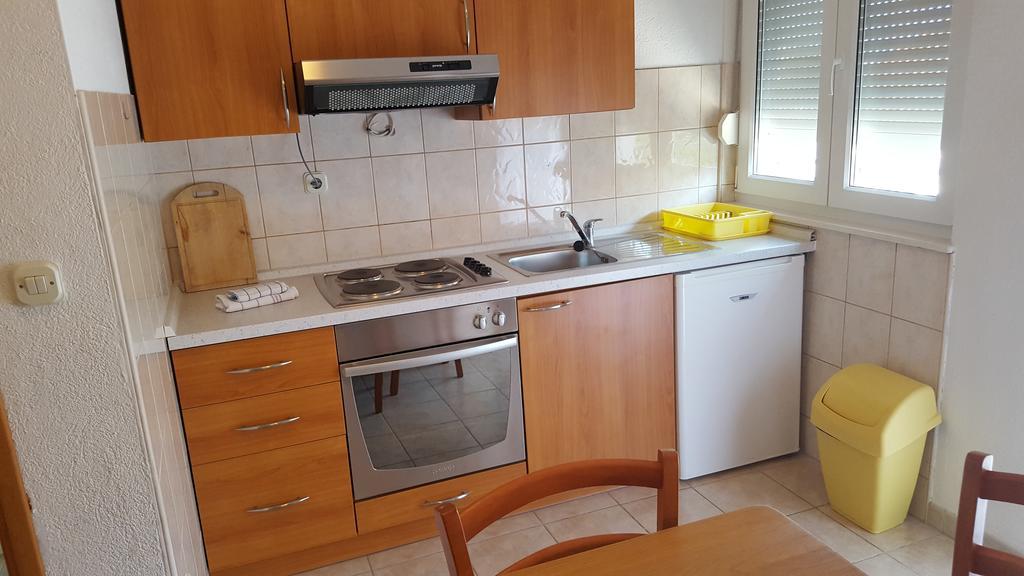 Apartments Simic Трогір Екстер'єр фото