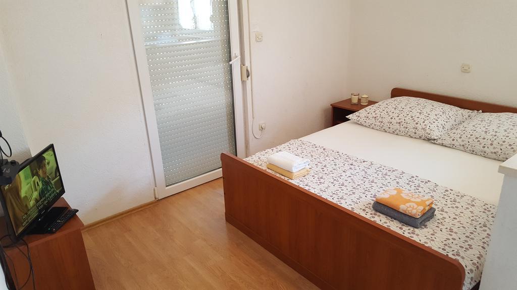 Apartments Simic Трогір Екстер'єр фото