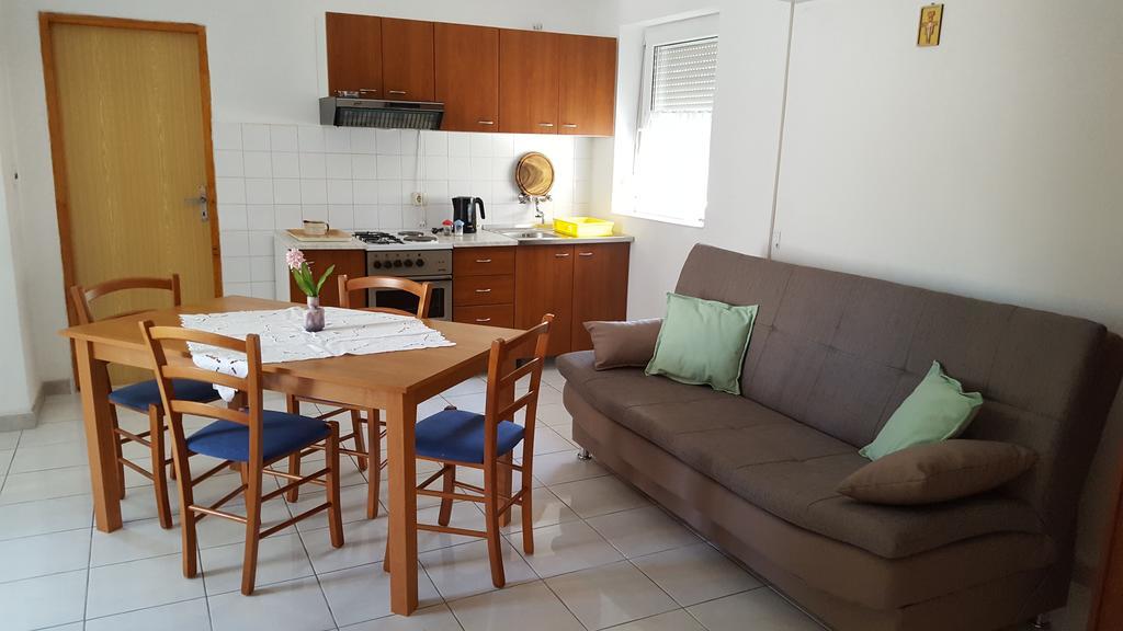 Apartments Simic Трогір Екстер'єр фото